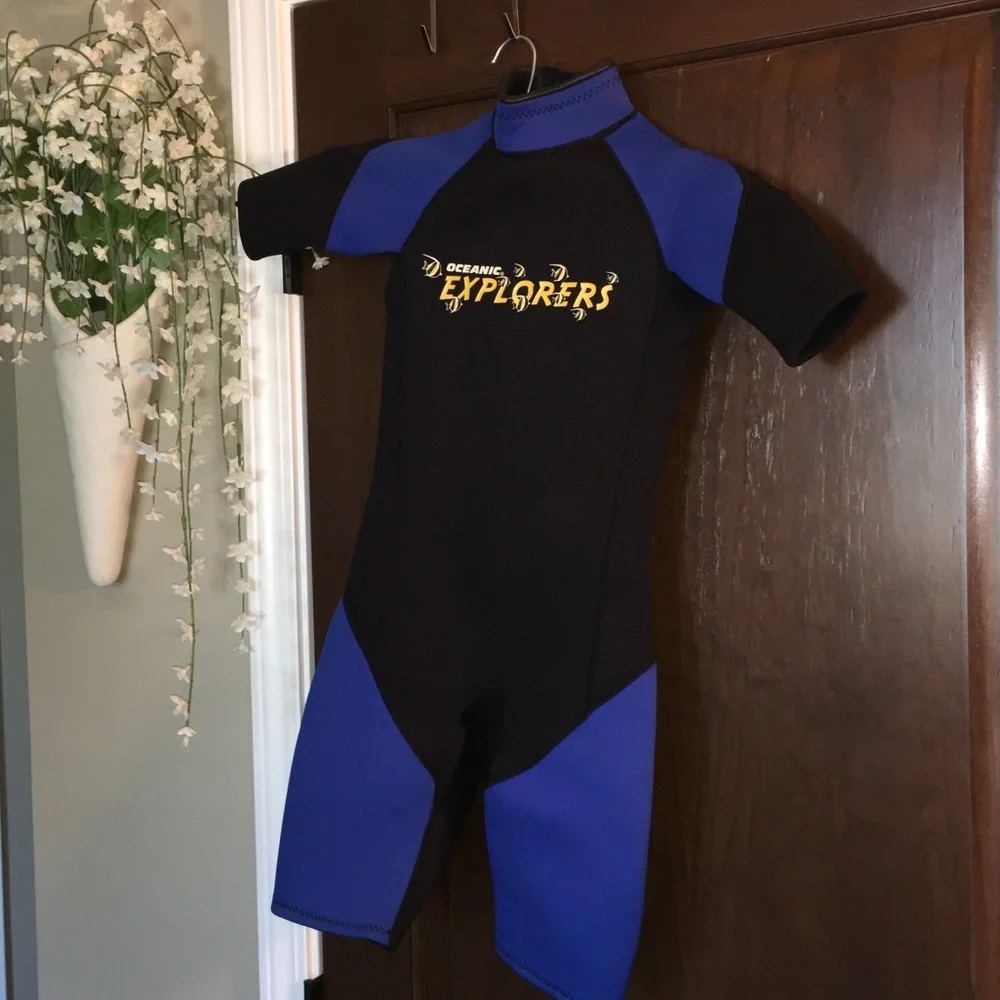 Kids Short Sleeve Wetsuit Bodysuit - Black/Blue